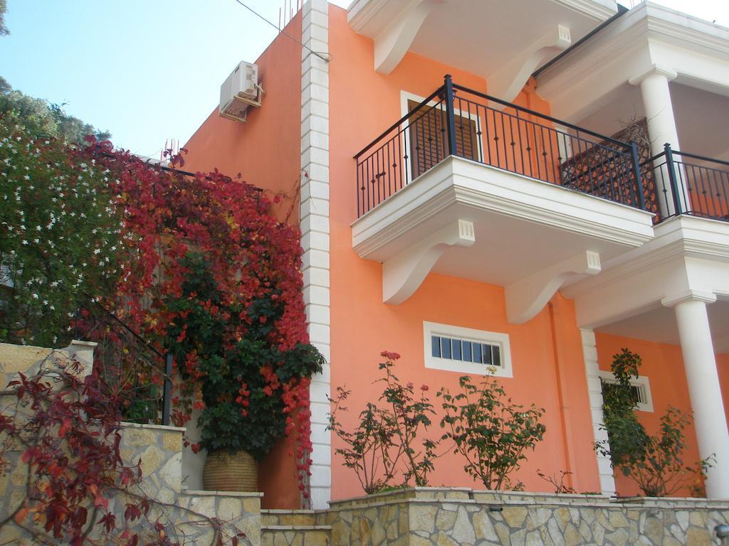 Nikas Villa Orange Apartments Parga Room photo
