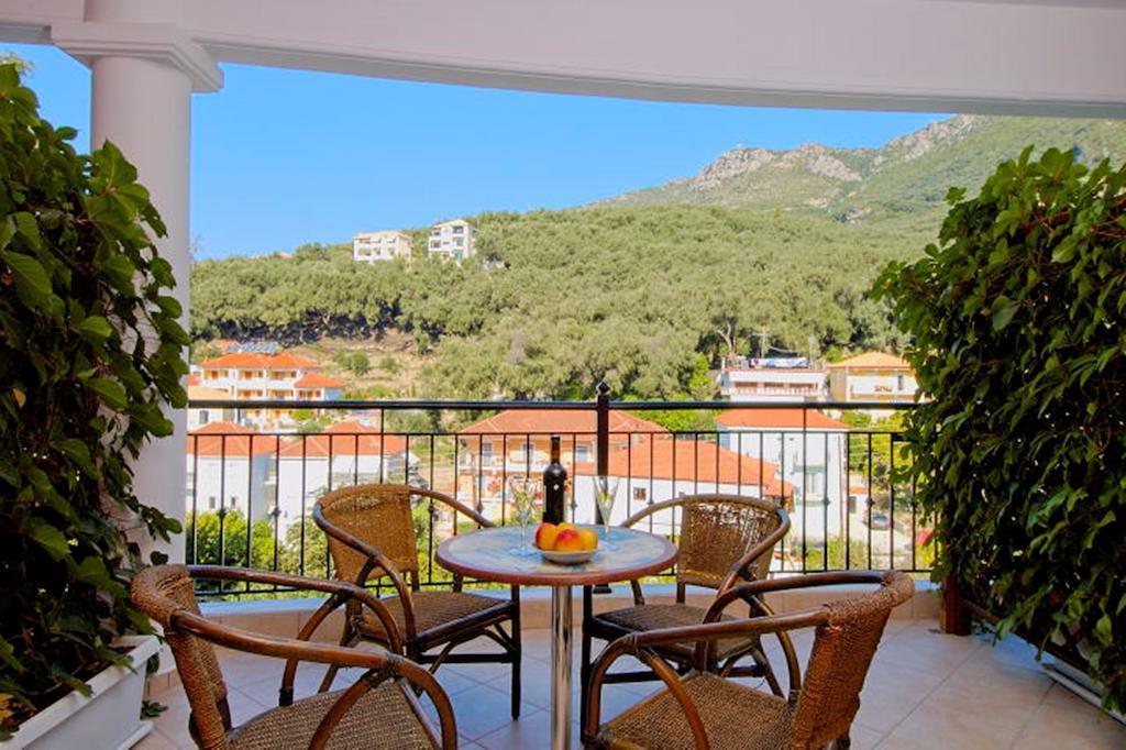 Nikas Villa Orange Apartments Parga Room photo